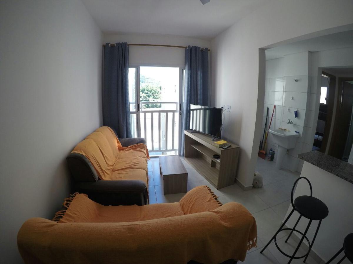 Apartment Em *